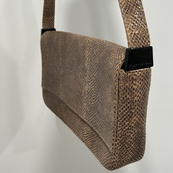 Stuart Weitzman Tan Shoulder Bag with Strap and Textured Finish - Picture 6 of 15